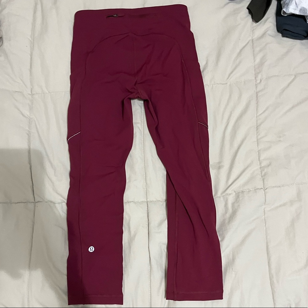 Lululemon cropped leggings with pockets